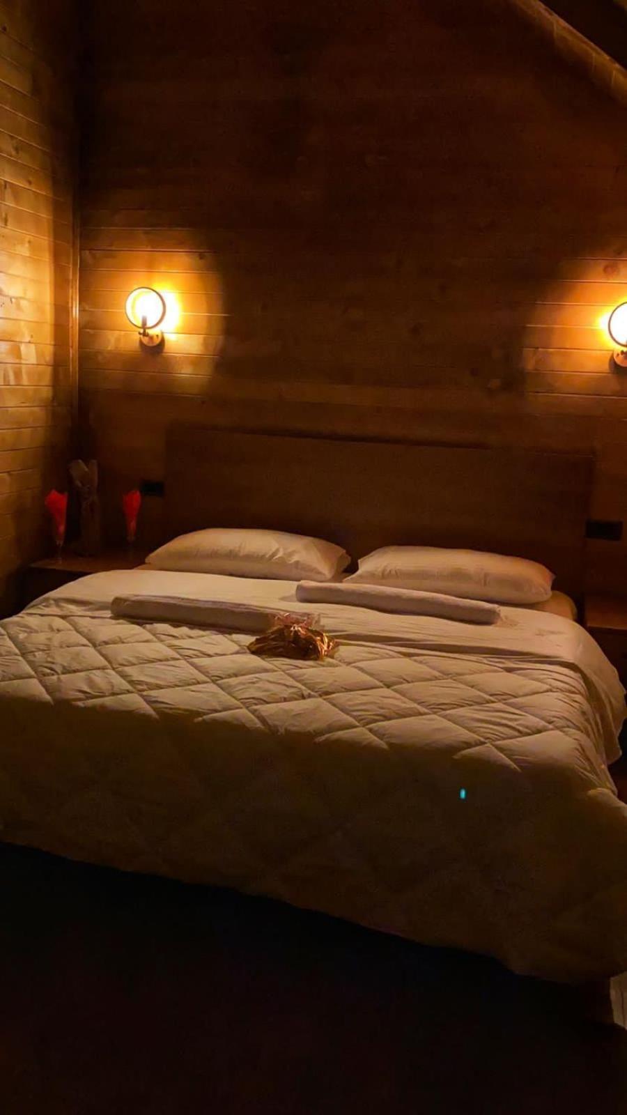Hotel Tradita 발보너 외부 사진
