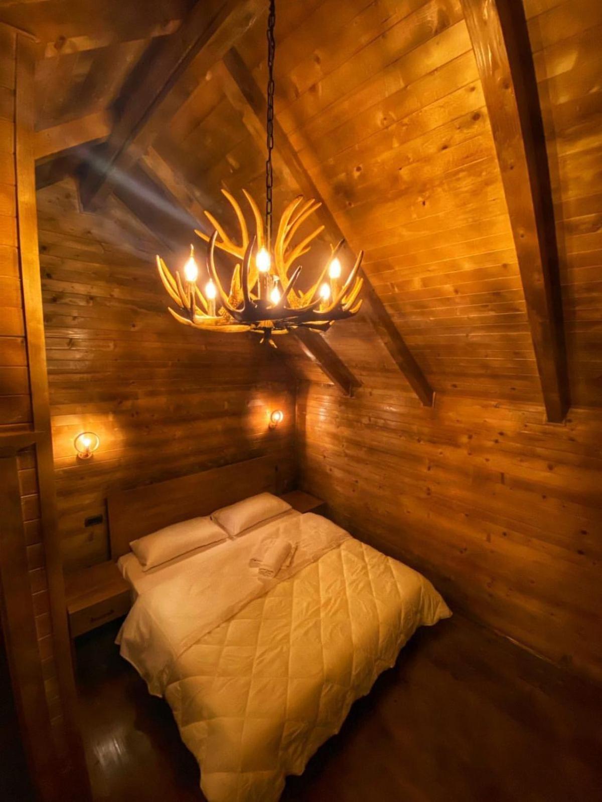 Hotel Tradita 발보너 외부 사진